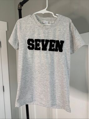 Kids Gray Short Sleeve 'SEVEN' Graphic Tee
